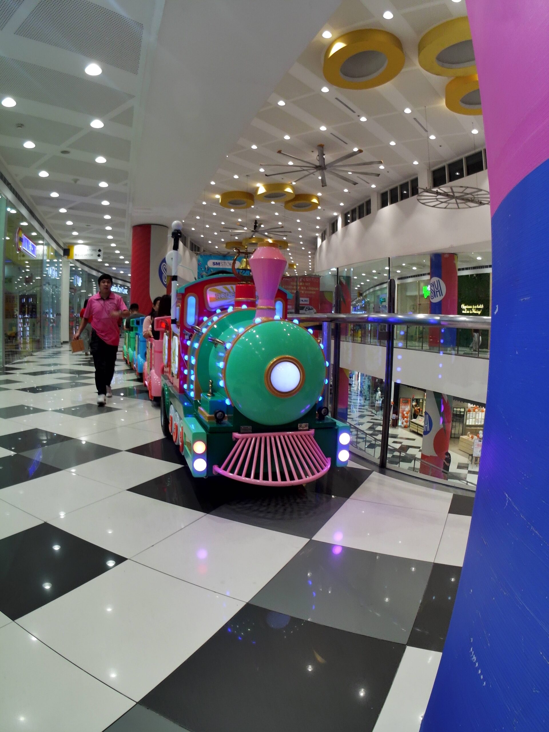 Still under mall lighting