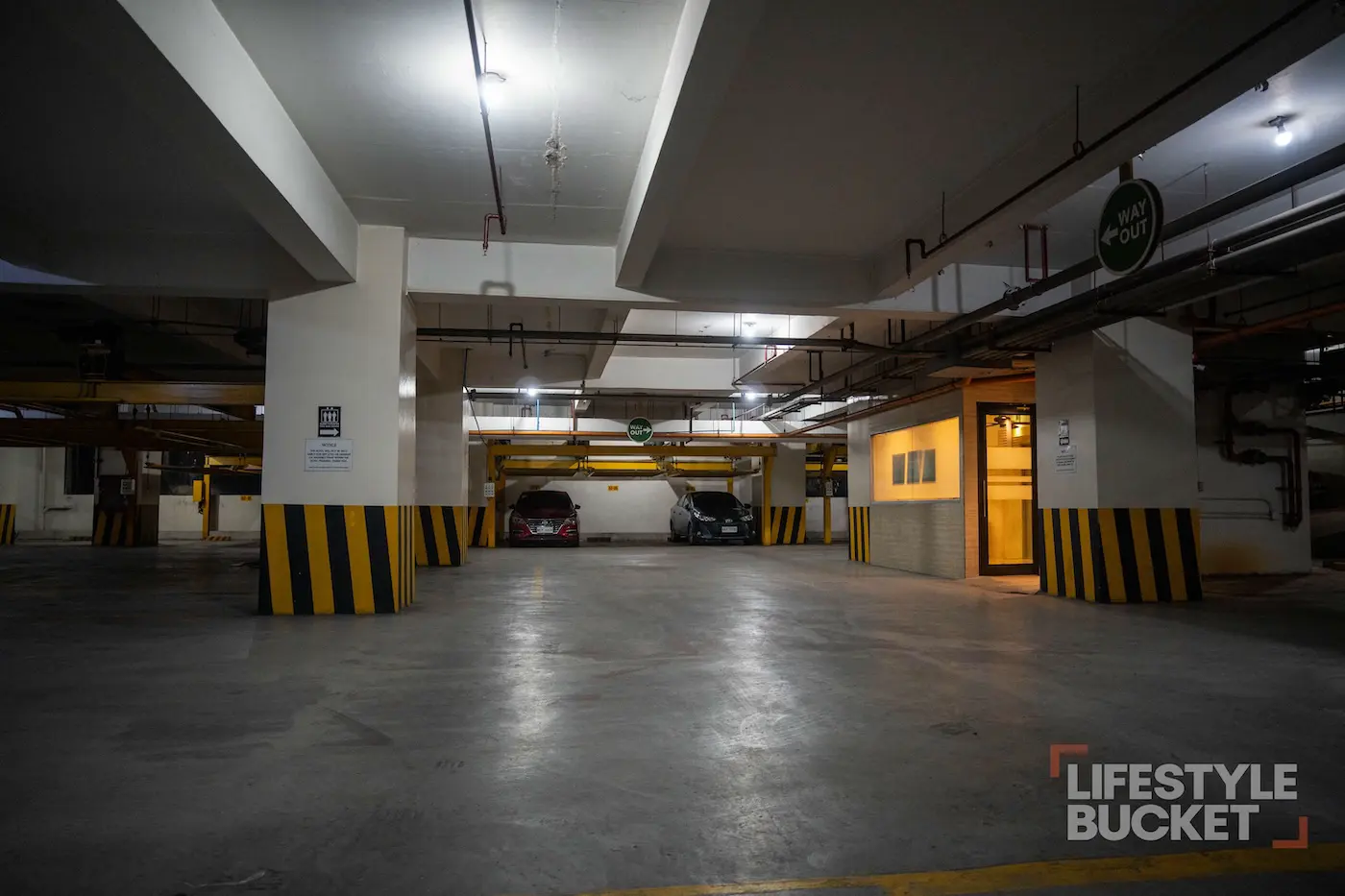 Vivere Hotel Guest Parking