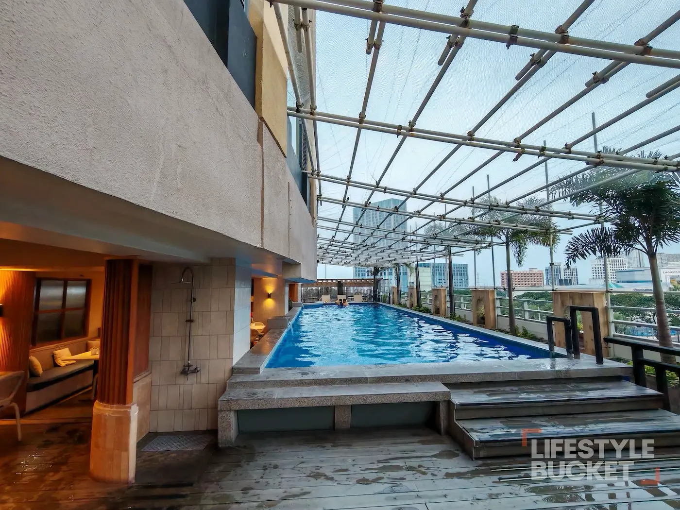Vivere Hotel Swimming Pool
